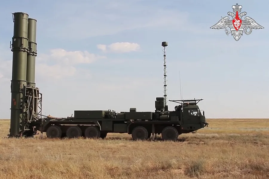 An S-500 Prometheus, Russia's newest air-defense interceptor, marketed with an exo-atmospheric and anti-hypersonic role.