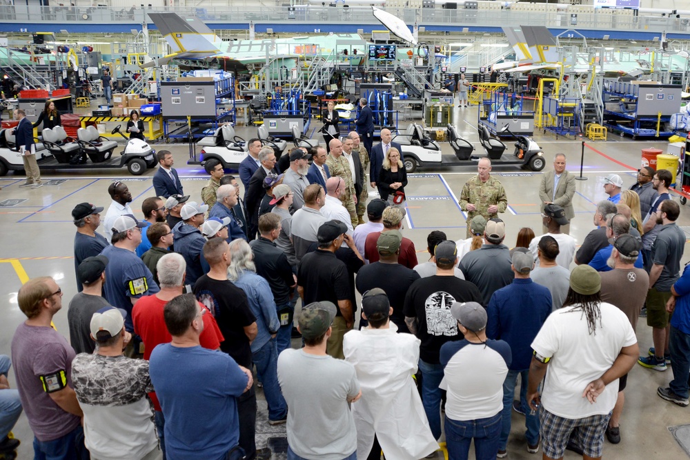 F-35 Joint Program Executive Officer addresses workers on the Final Assembly and Check-Out line at Lockheed Martin's Air Force Plant 4 in Fort Worth, Texas