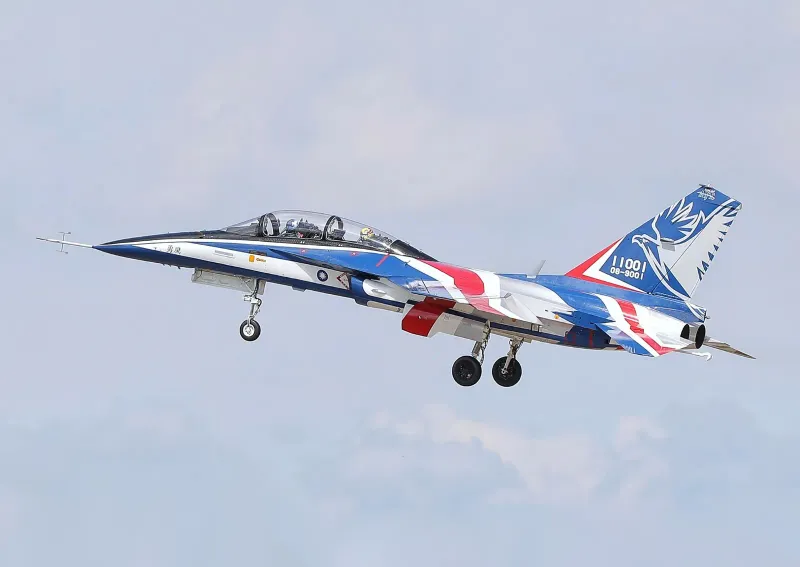 Aerospace Industrial Development Corporation T-5 Brave Eagle, view 1