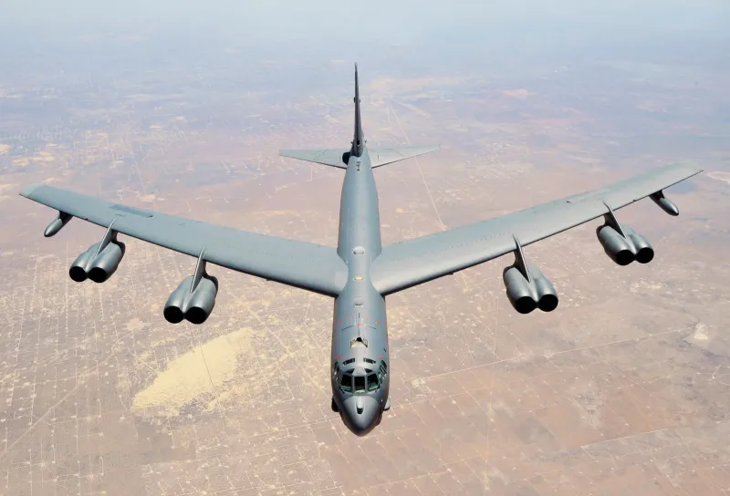 Boeing B-52H Stratofortress, view 1
