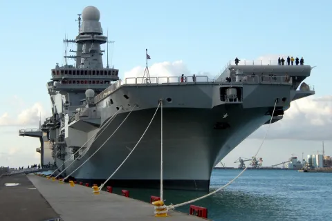 Fincantieri Cavour