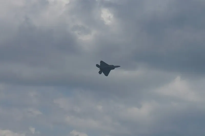 Lockheed Martin F-22A Raptor, view 4