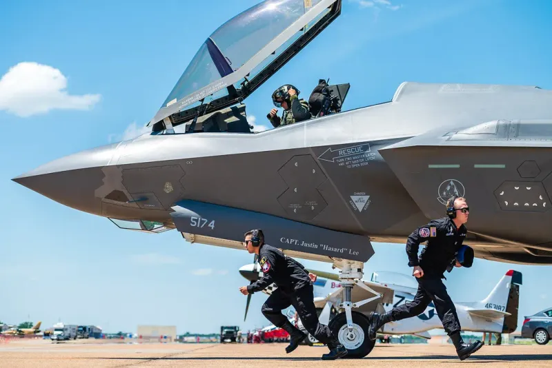 Lockheed Martin F-35A Lightning II, view 7