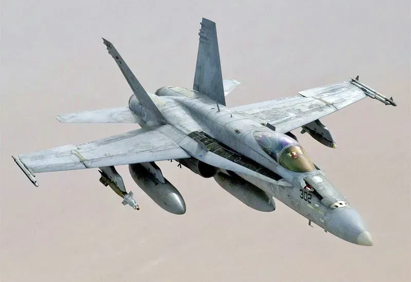 Boeing F/A-18C Hornet, view 1