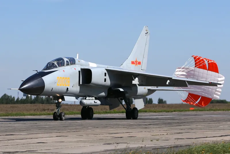 Xi'an Aircraft Industrial Corporation (XAC) JH-7A, view 1