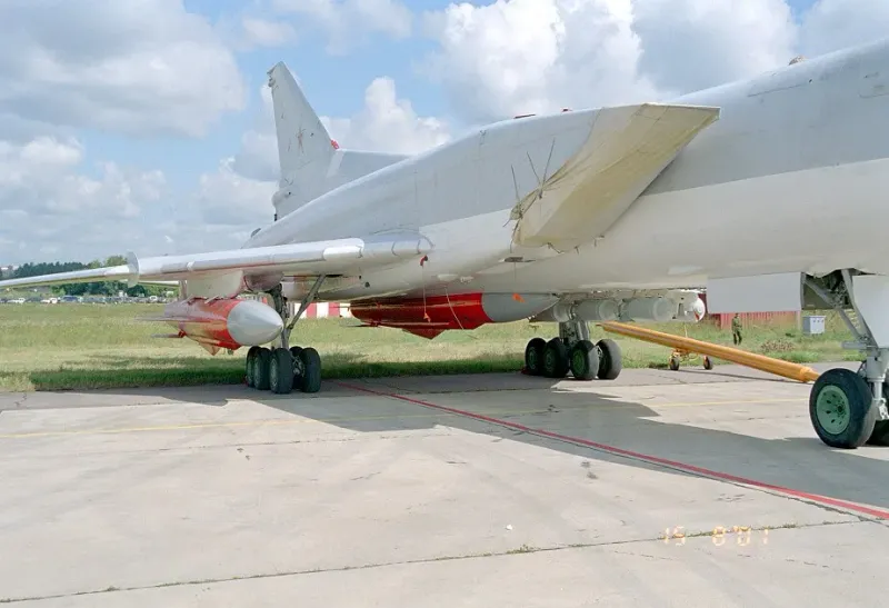 Tactical Missiles Corporation (KTRV) Kh-22, view 1