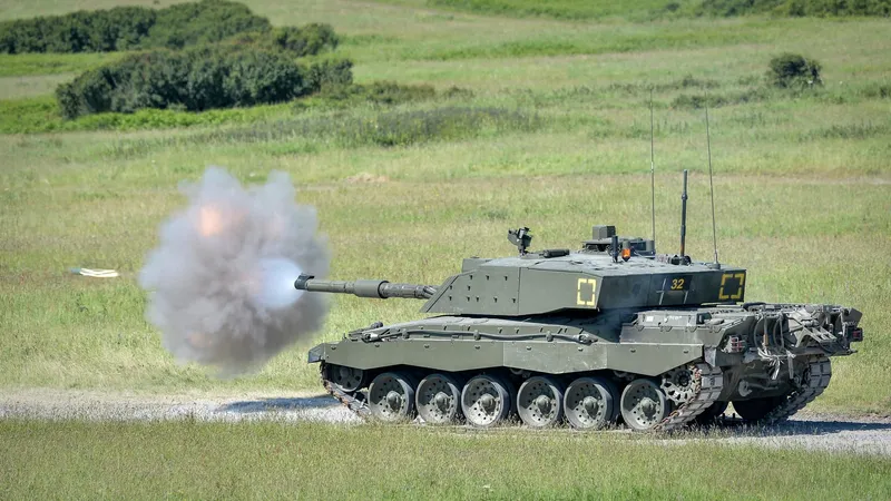 BAE Systems L15A1 HESH, view 1