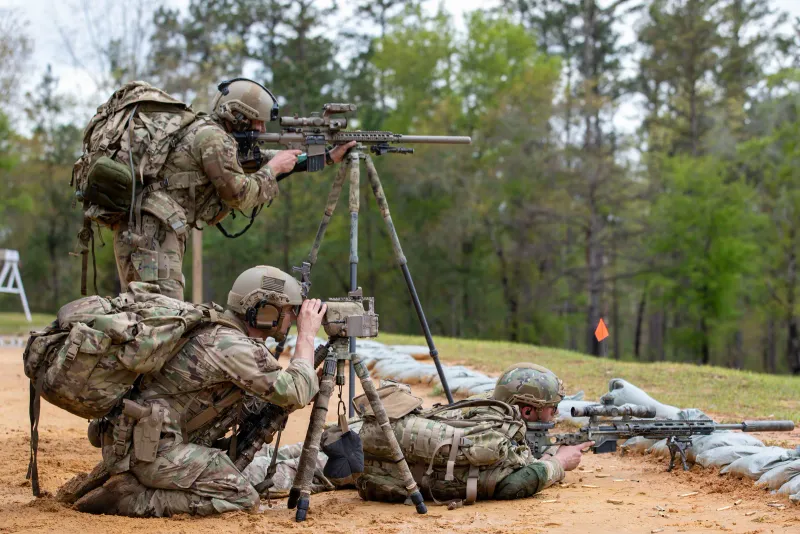 Knight's Armament Company M110 SASS, view 1