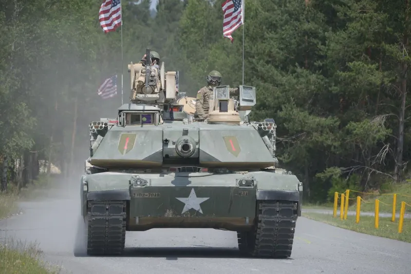 General Dynamics Land Systems M1A2 SEP v3 Abrams, view 4