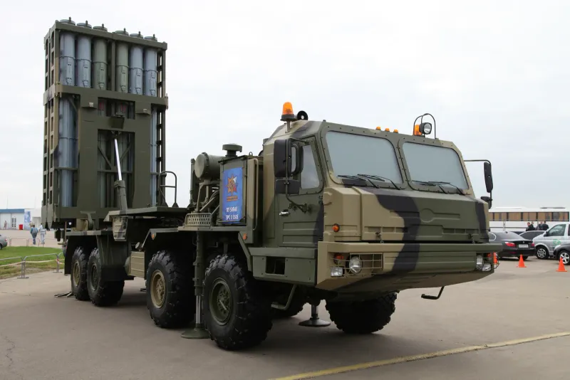 Almaz-Antey S-350 Vityaz, view 1