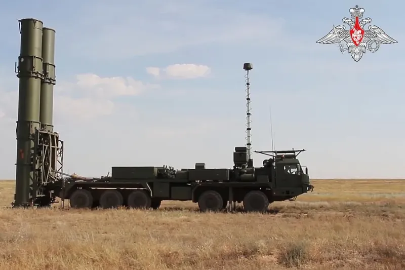 Almaz-Antey S-500 Prometheus, view 1