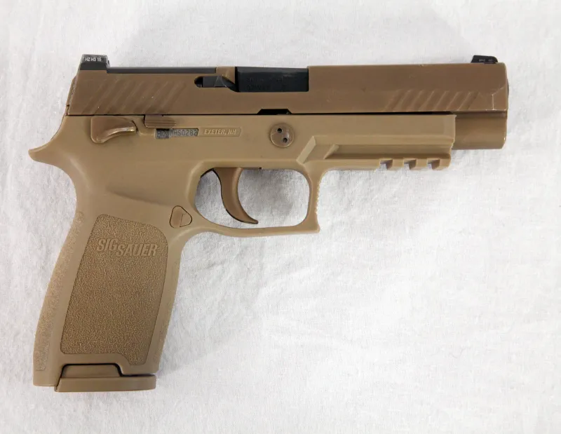 SIG Sauer P320-M17, view 1