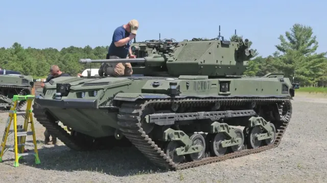 Textron Ripsaw M5