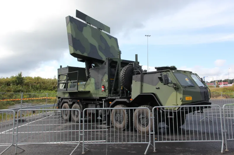 Thales Group Ground Master 400 (GM400), view 1